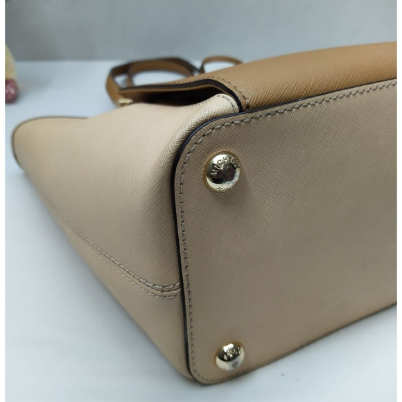 Michael Kors Jet Set Beige Leather Double Handles Tote Shoulder Bag - Picture 7 of 16